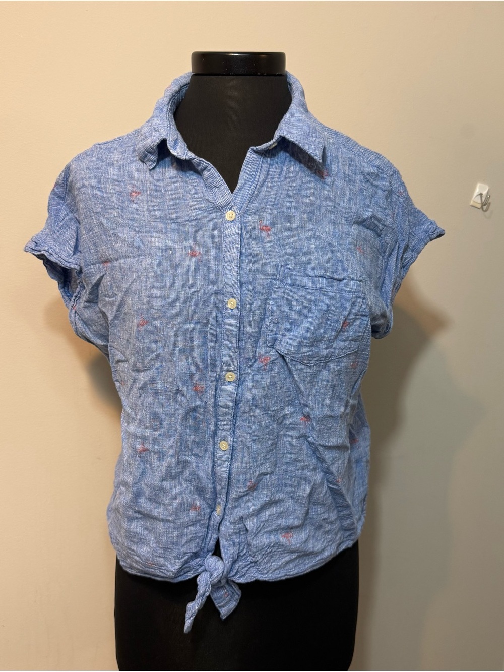 Old Navy Blue Linen Button Up in Size Large